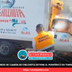 Incendio de camión de Chilchota detiene el Periférico Raúl López Sánchez en Torreón