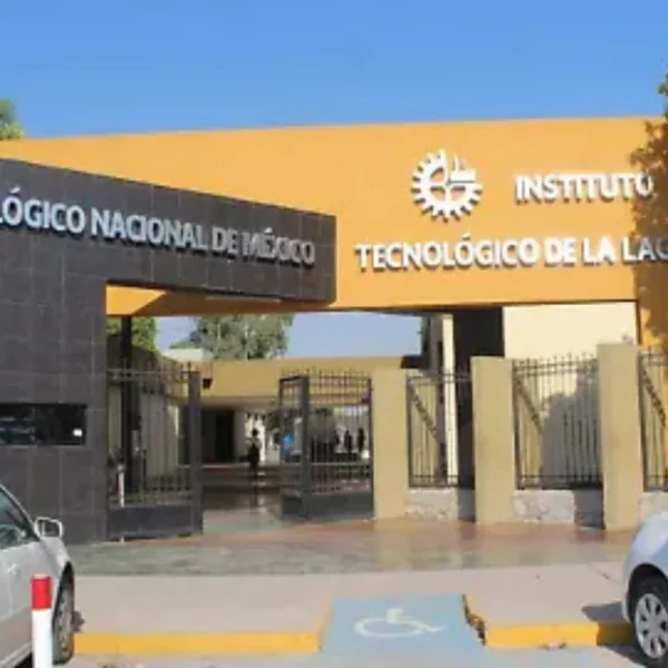 Estudiantes toman edificios del Tec Laguna y enfrentan&hellip;