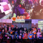 Policías cambian la patrulla por la cercanía durante el Halloween lagunero