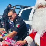 En plena Navidad, Policía de Torreón convive con niñas y niños de ejidos