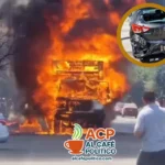 Se prende camión en Gómez Palacio y el fuego no vino solo