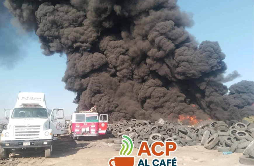 Impactante incendio de llantas moviliza fuerzas militares