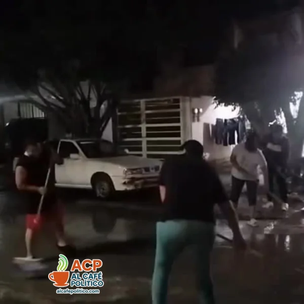Cansados de reportar: habitantes desaguan su calle ante…