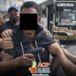 Usuarios capturan a asaltante con arma de juguete en ruta Dorada de Torreón