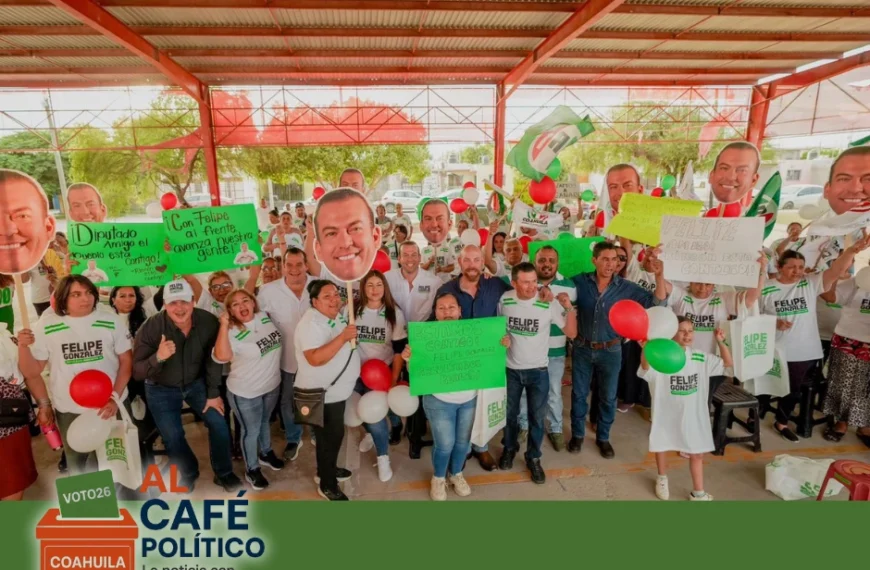 Vecinos del Distrito 10 exponen necesidades durante recorrido de Felipe González
