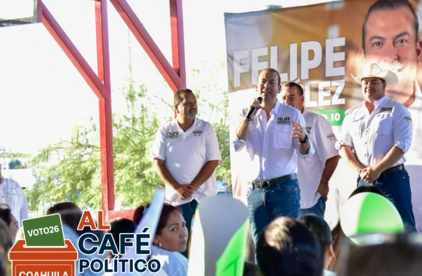 Felipe González lanza críticas a Morena durante recorridos por el Distrito 10